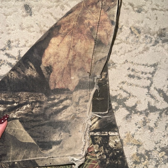Mossy Oak Camo Pants - Picture 5 of 6